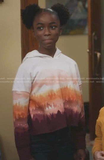 Zola's pink printed hoodie on Greys Anatomy