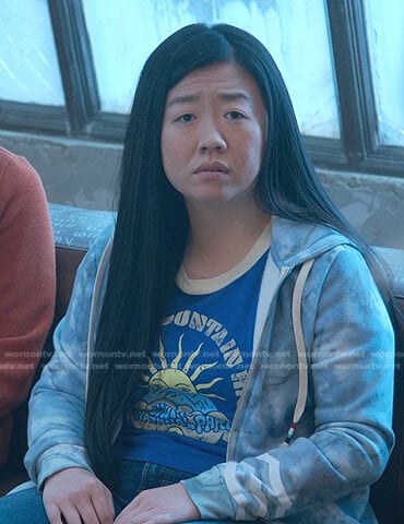 Alice's blue graphic print tee on Good Trouble