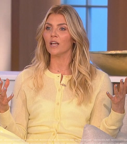 Amanda's yellow cashmere cardigan on The Talk