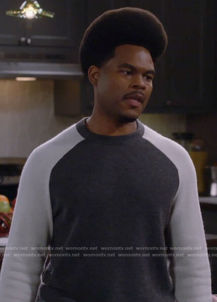 Carter's grey sweater with white sleeves on Call Me Kat