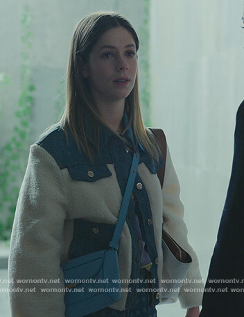Cayetana's denim sherpa jacket on Elite