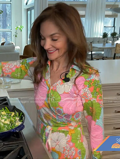 Joy Bauer's floral print wrap dress on Today