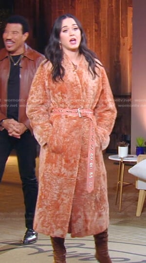 Katy's brown belted fur coat on American Idol