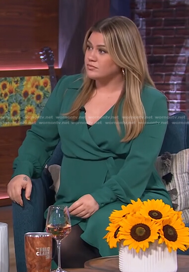 Kelly's green collared wrap dress on The Kelly Clarkson Show