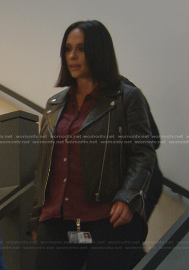 Maddie's brown leather moto jacket on 9-1-1