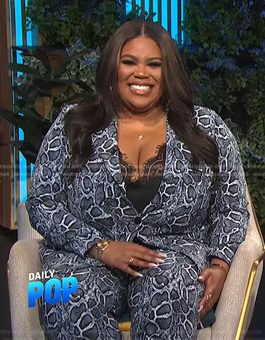 Nina's blue snake print blazer and pants on E! News Daily Pop