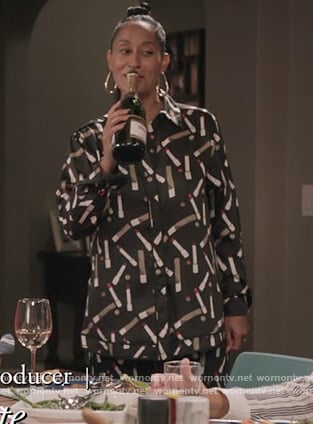 Rainbow's lipstick print shirt and pants on Black-ish