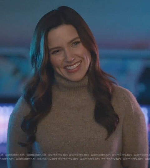 Sam's brown sweater on Good Sam