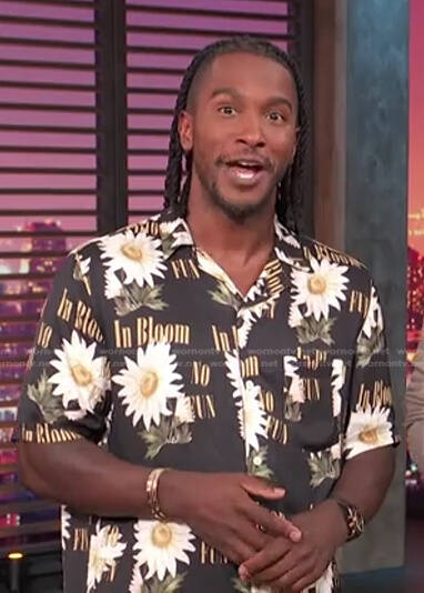 Scott's black floral short sleeve shirt on Access Hollywood