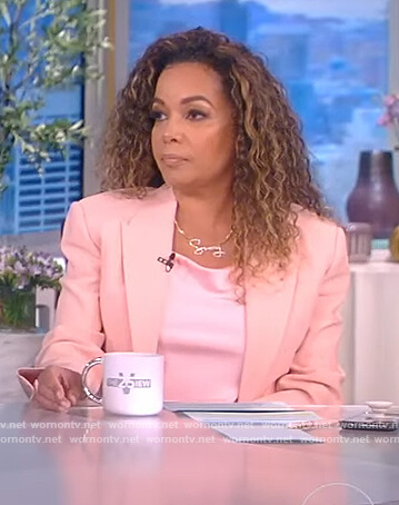 Sunny's pink blazer on The View