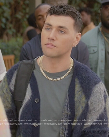 Wade's blue argyle cardigan on All American