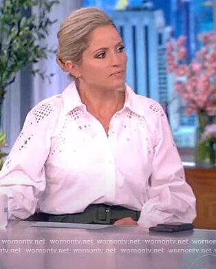 Sara's white eyelet blouse on The View