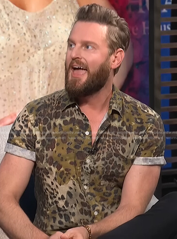 Bobby Berk's leopard print shirt on E! News Daily Pop