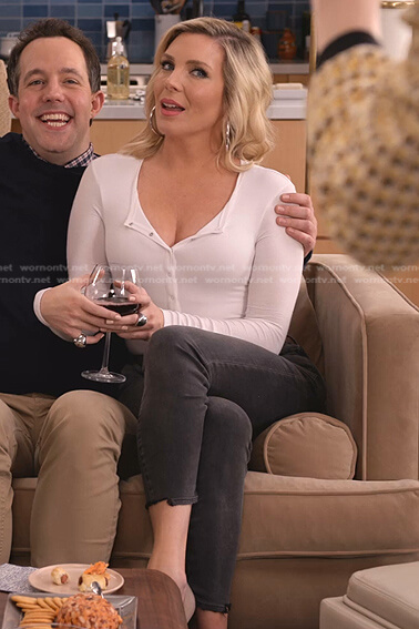 Brianna's white ribbed henley top on Grace and Frankie