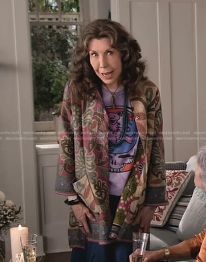 Frankie's purple printed tie dye tee on Grace and Frankie