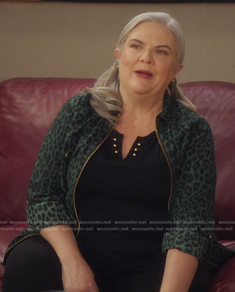Gloria's green leopard print zip up shirt on Girls5eva
