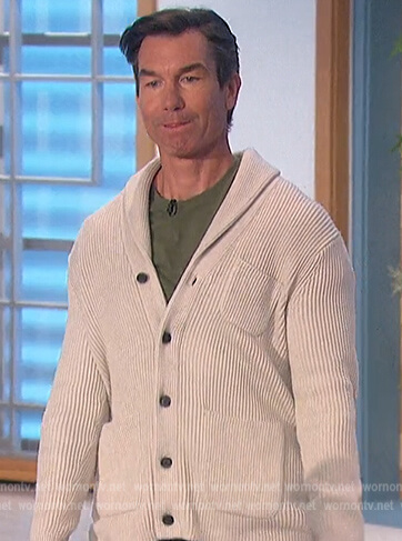 Jerry's white ribbed cardigan on The Talk
