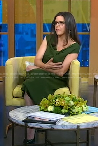 Kate Gibson's green v-neck knit dress on Good Morning America