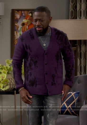 Malcolm's purple cardigan on The Neighborhood