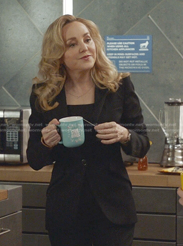 Marissa's black blazer on Bull