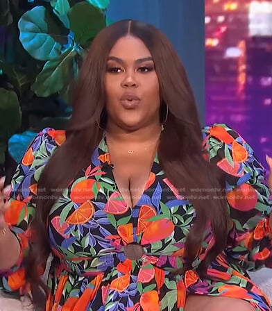 Nina's fruit print cutout dress on E! News Daily Pop