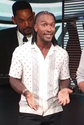 Scott's white bandana print shirt on Access Hollywood