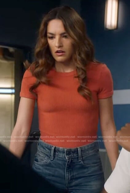 Allegra's orange ribbed top on The Flash