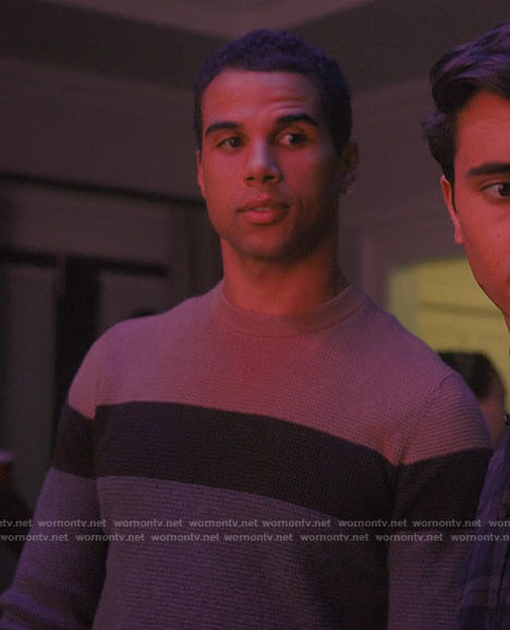 Andrew's grey and pink sweater on Love Victor