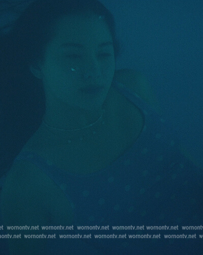 Belly's blue polka dot swimsuit on The Summer I Turned Pretty