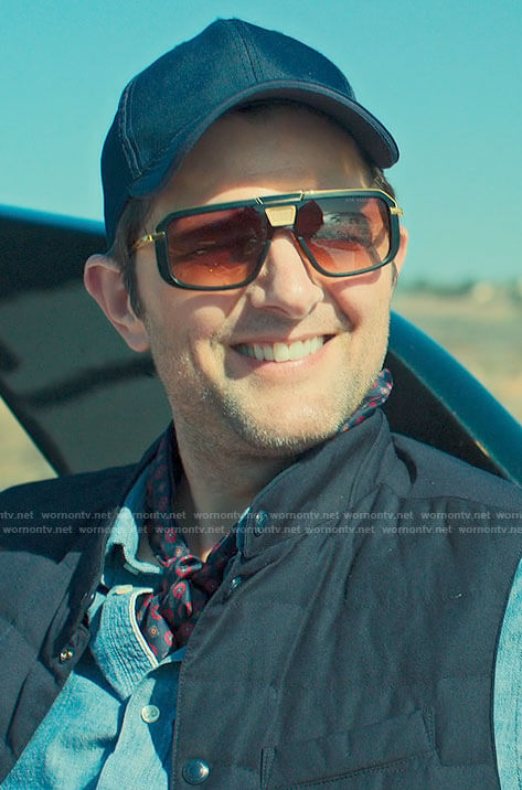 John's sunglasses on Loot