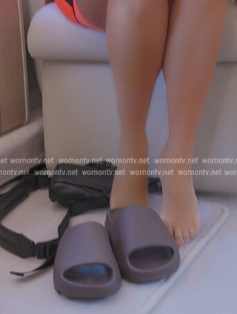 Kim's brown slides on The Kardashians