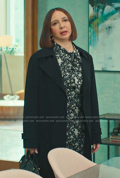 Molly's black coat and croc bag on Loot