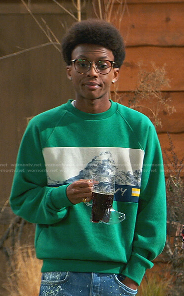 Noah's green mountain print sweatshirt on Bunkd