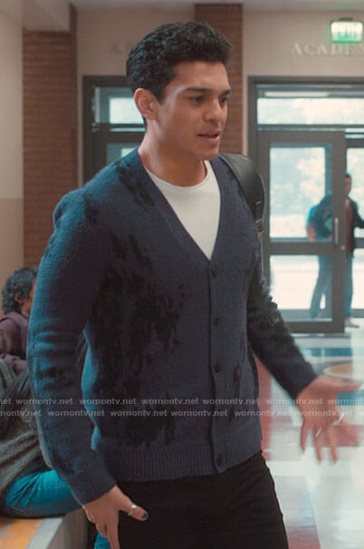 Rahim's purple printed cardigan on Love Victor