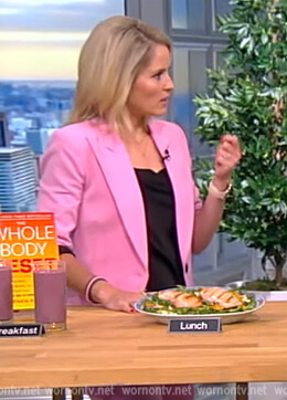 Sara's pink blazer on The View