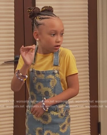 Alice's daisy print denim overalls on Ravens Home