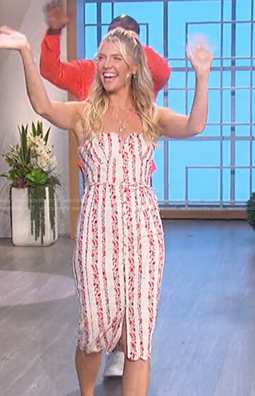 Amanda's white floral stripe dress on The Talk