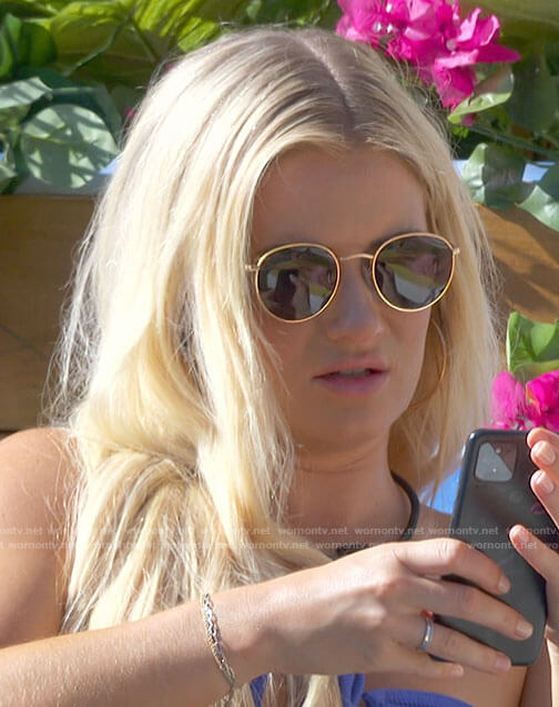Deb's round sunglasses on Love Island USA