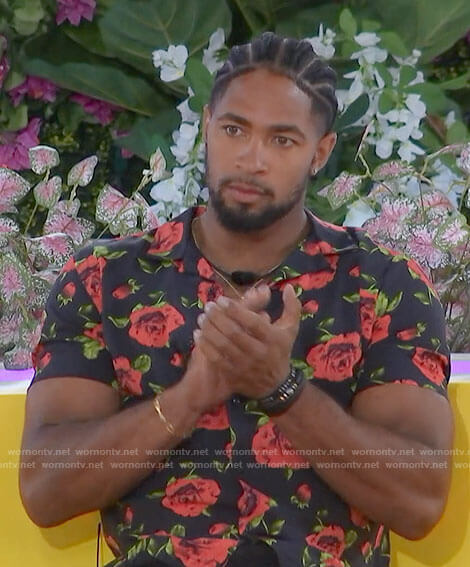 Jesse's black rose print shirt on Love Island USA