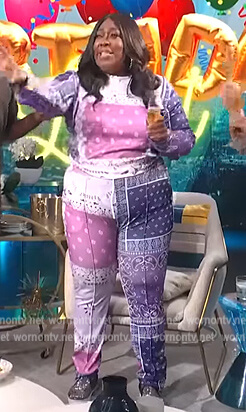 Loni's bandana print top and pants on E! News Daily Pop