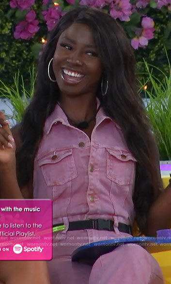 Sereniti's pink denim jumpsuit on Love Island USA