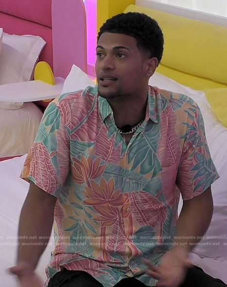 Timmy's pastel floral shirt on Love Island USA