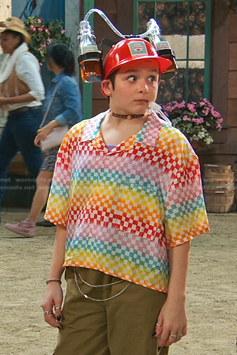 Winnie's rainbow checkered shirt on Bunkd