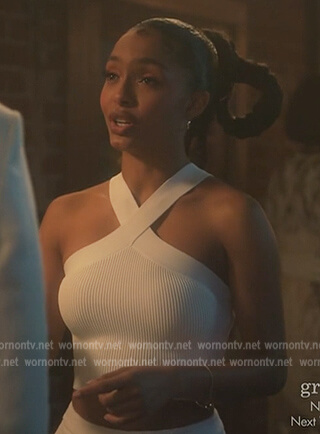 Zoey's white cropped halter top on Grown-ish