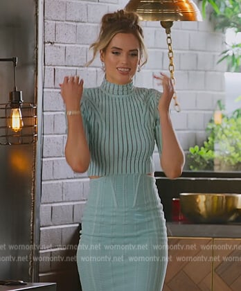 Alexandra's blue ribbed top and skirt on Selling the OC