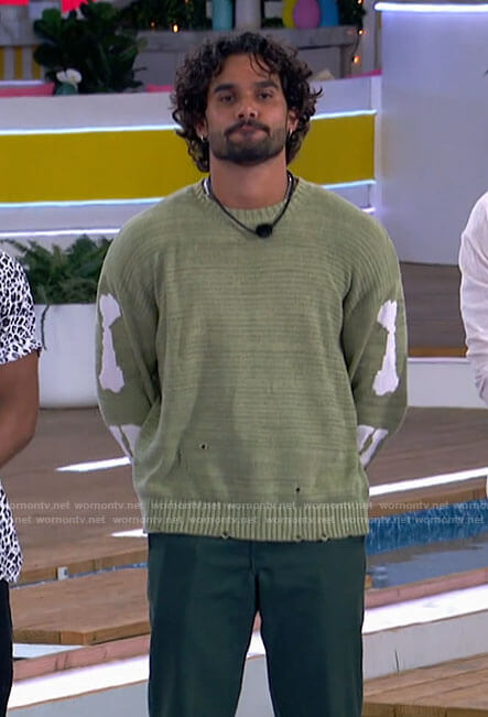 Jared's green skeleton sweater on Love Island USA