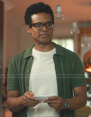 Jayden's green short sleeve cardigan on Everythings Trash