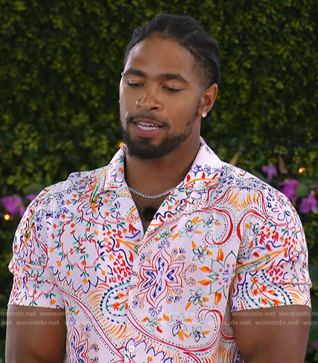 Jesse's white floral shirt on Love Island USA