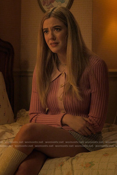 Kelly's pink collared cardigan on Pretty Little Liars Original Sin