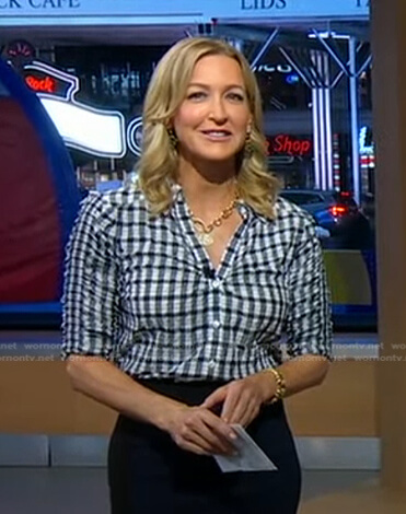 Lara's plaid shirt on Good Morning America